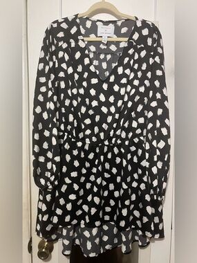 Lane Bryant Black and White Spot High-Low Top